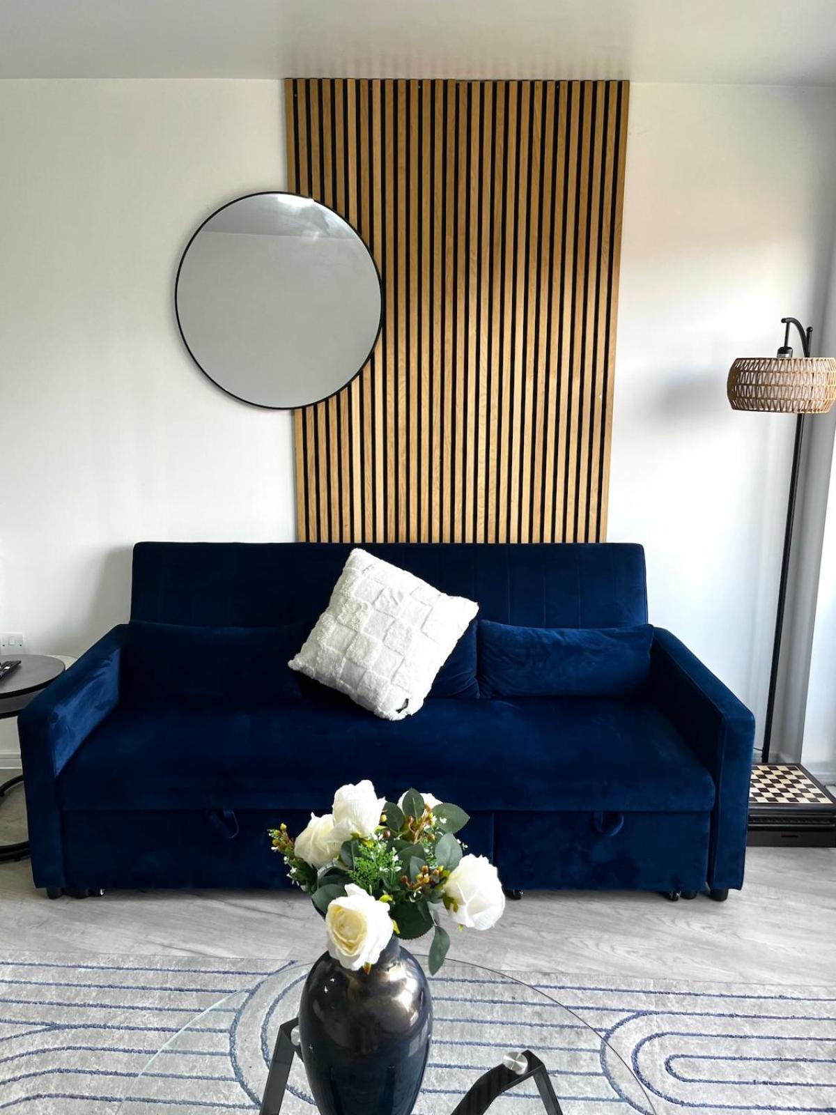 Serene 2-Bed Flat With Canal Views - Coop Live & Ethiad Manchester Eksteriør billede